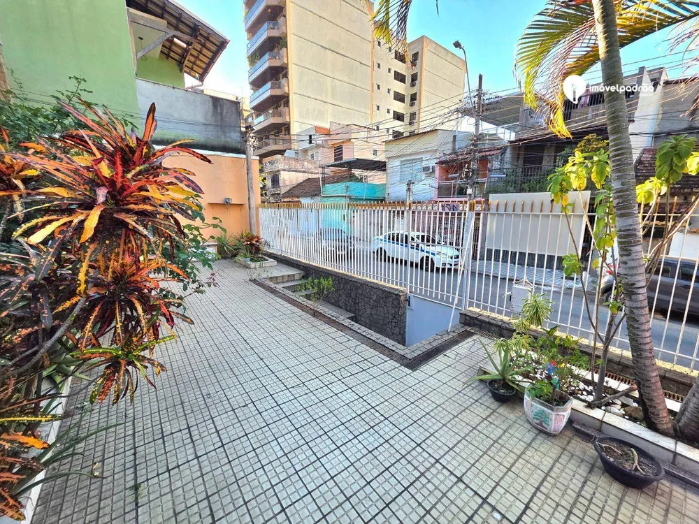 Casa, 3 quartos, 240 m² - Foto 2