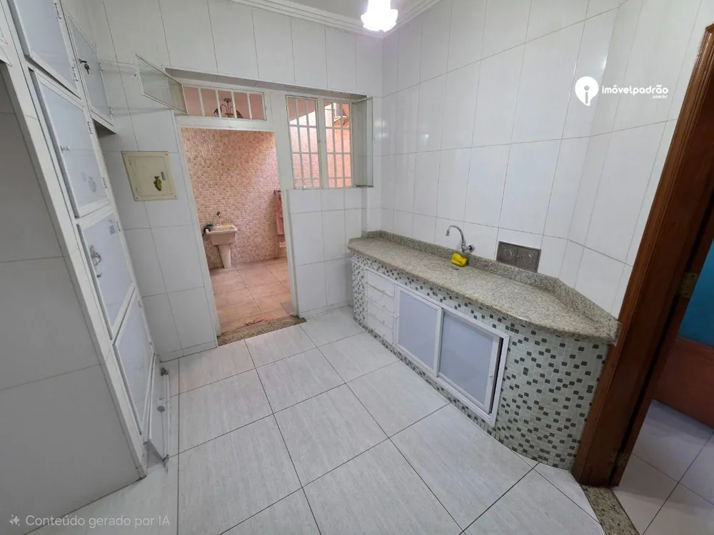 Casa, 3 quartos, 240 m² - Foto 42