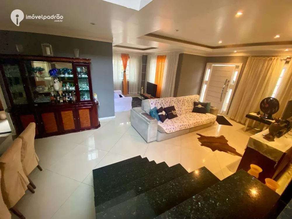 Casa, 4 quartos, 360 m² - Foto 1