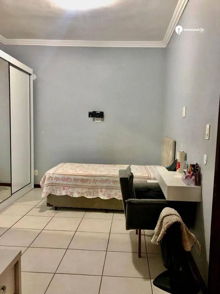 Casa, 3 quartos, 200 m² - Foto 23