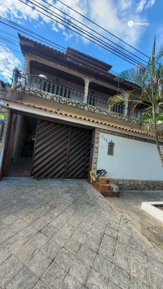 Casa, 3 quartos, 361 m² - Foto 1