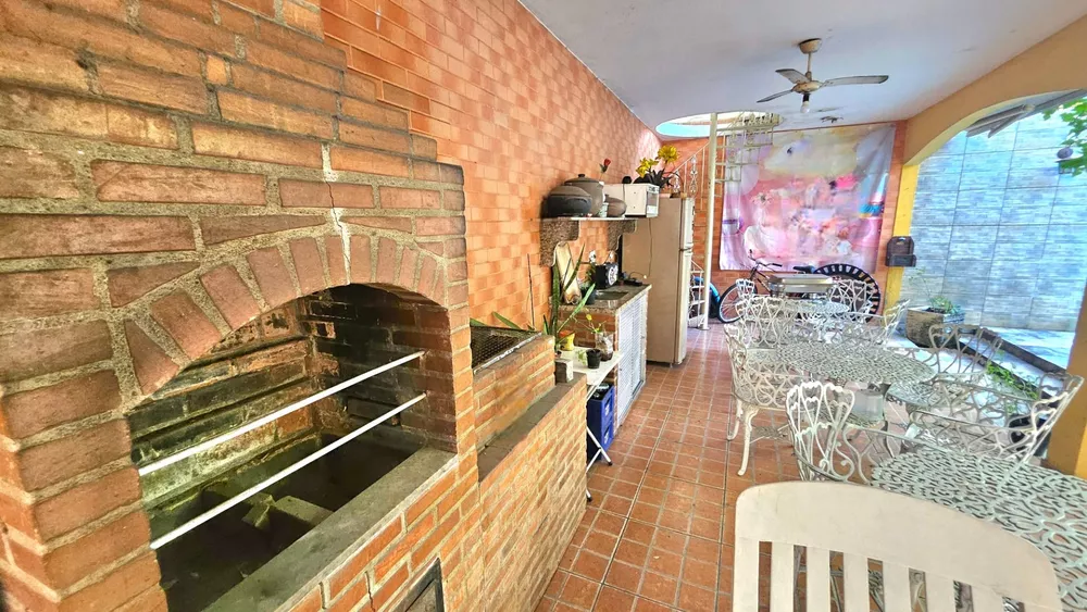 Casa, 4 quartos, 300 m² - Foto 4