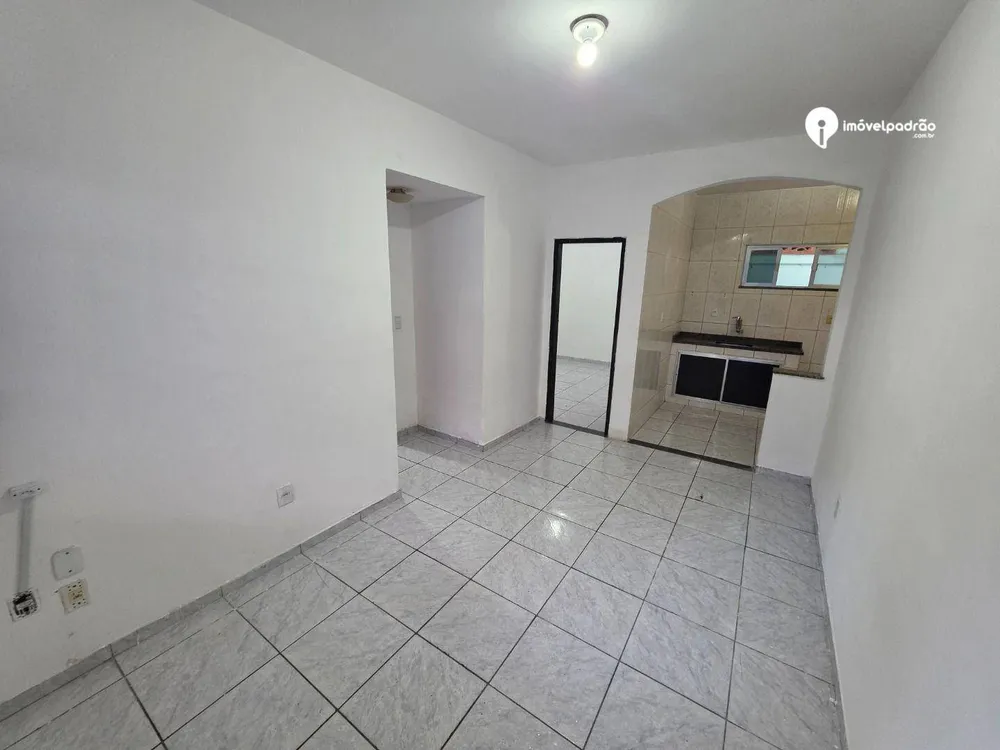 Casa, 2 quartos, 60 m² - Foto 1