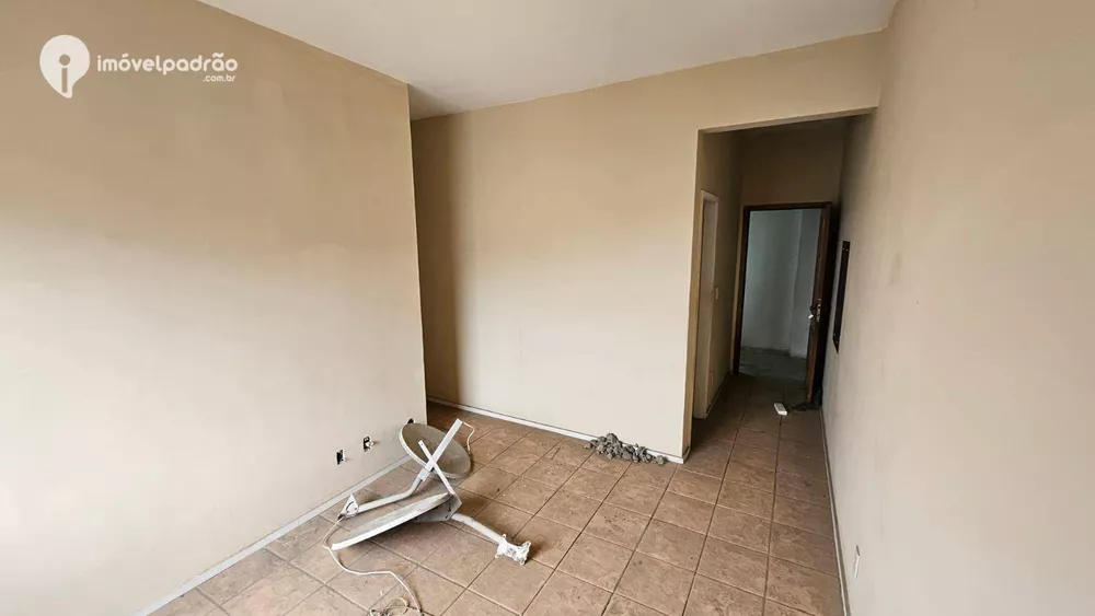 Apartamento à venda com 2 quartos, 65m² - Foto 1