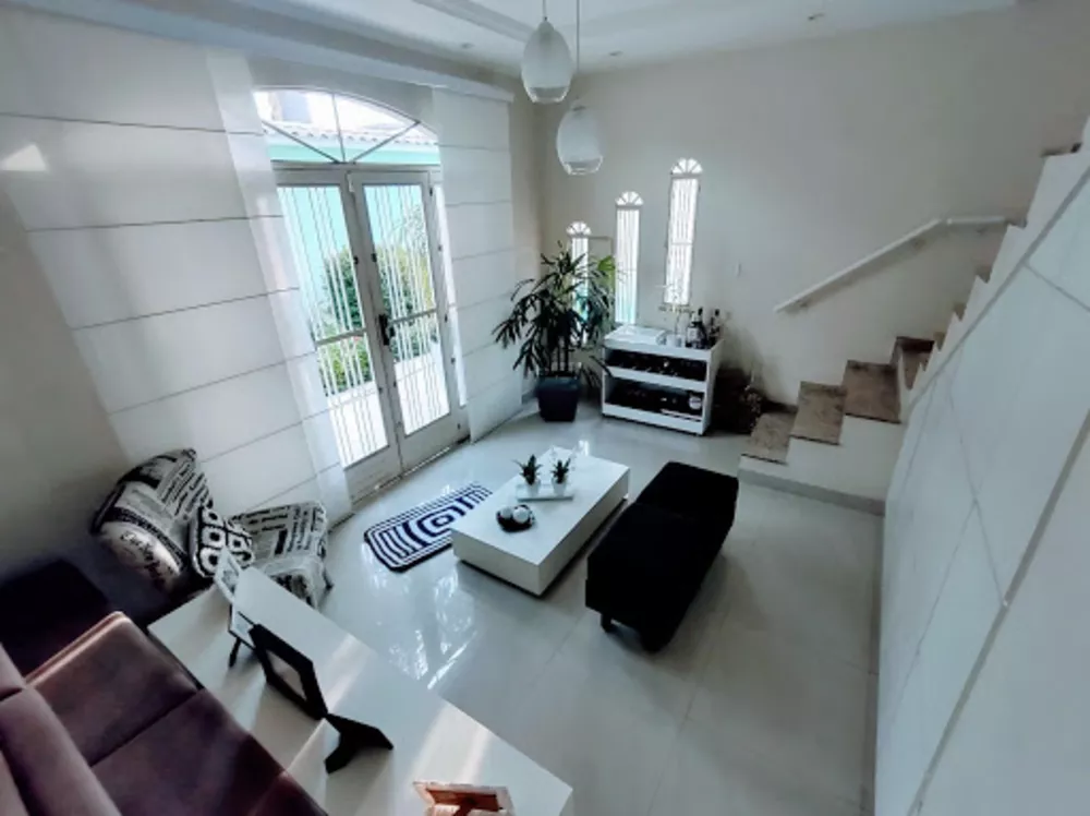 Casa, 4 quartos, 260 m² - Foto 29