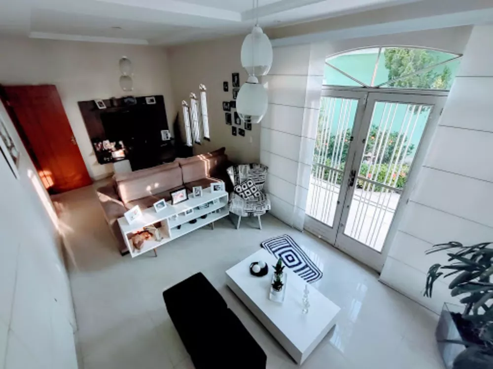 Casa, 4 quartos, 260 m² - Foto 2