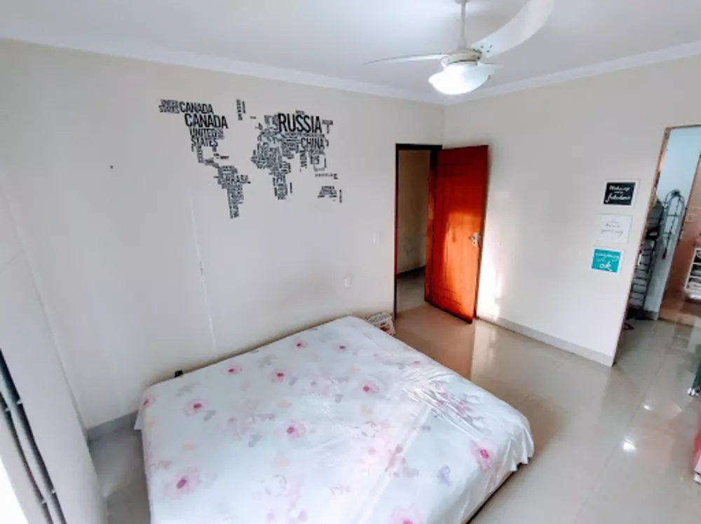 Casa, 4 quartos, 260 m² - Foto 17