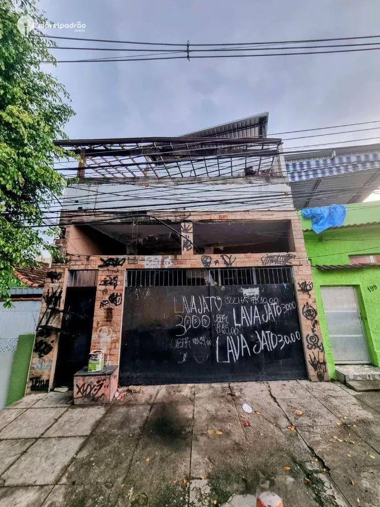 Casa, 3 quartos, 280 m² - Foto 1