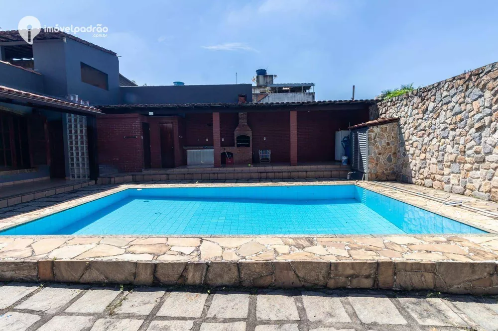 Casa, 4 quartos, 320 m² - Foto 2