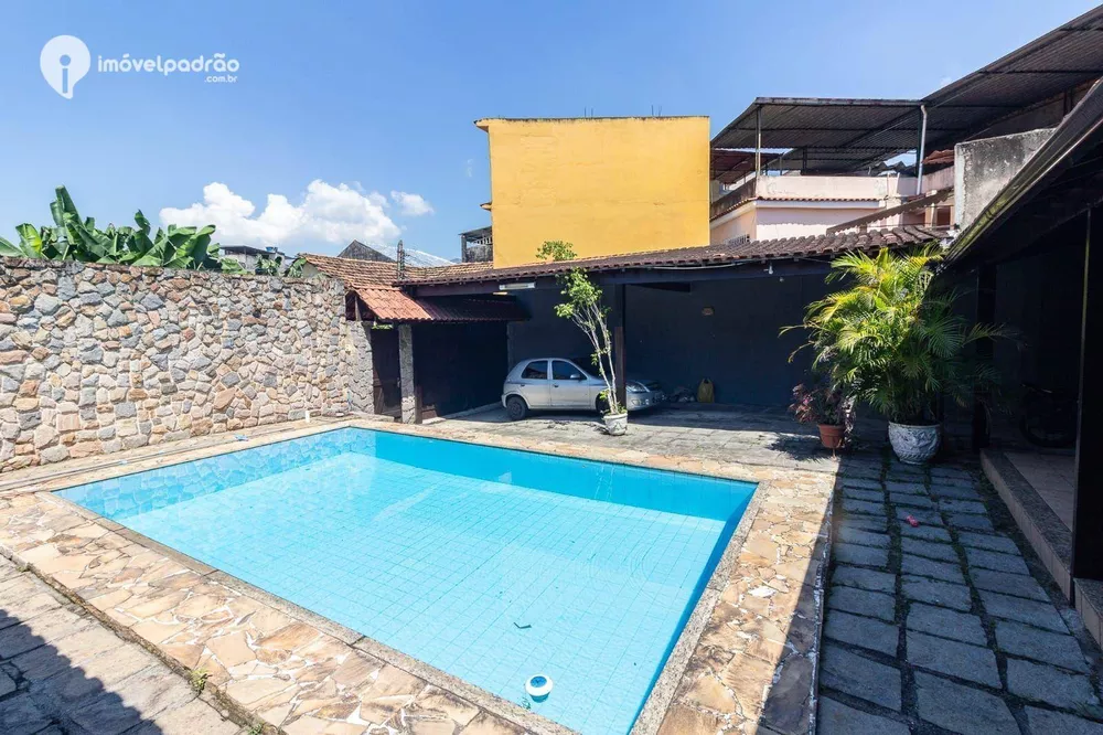 Casa, 4 quartos, 320 m² - Foto 1