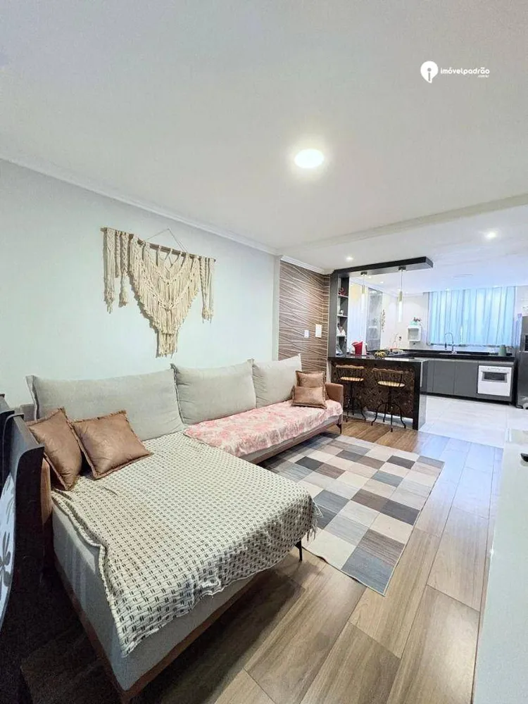 Casa, 3 quartos, 250 m² - Foto 8