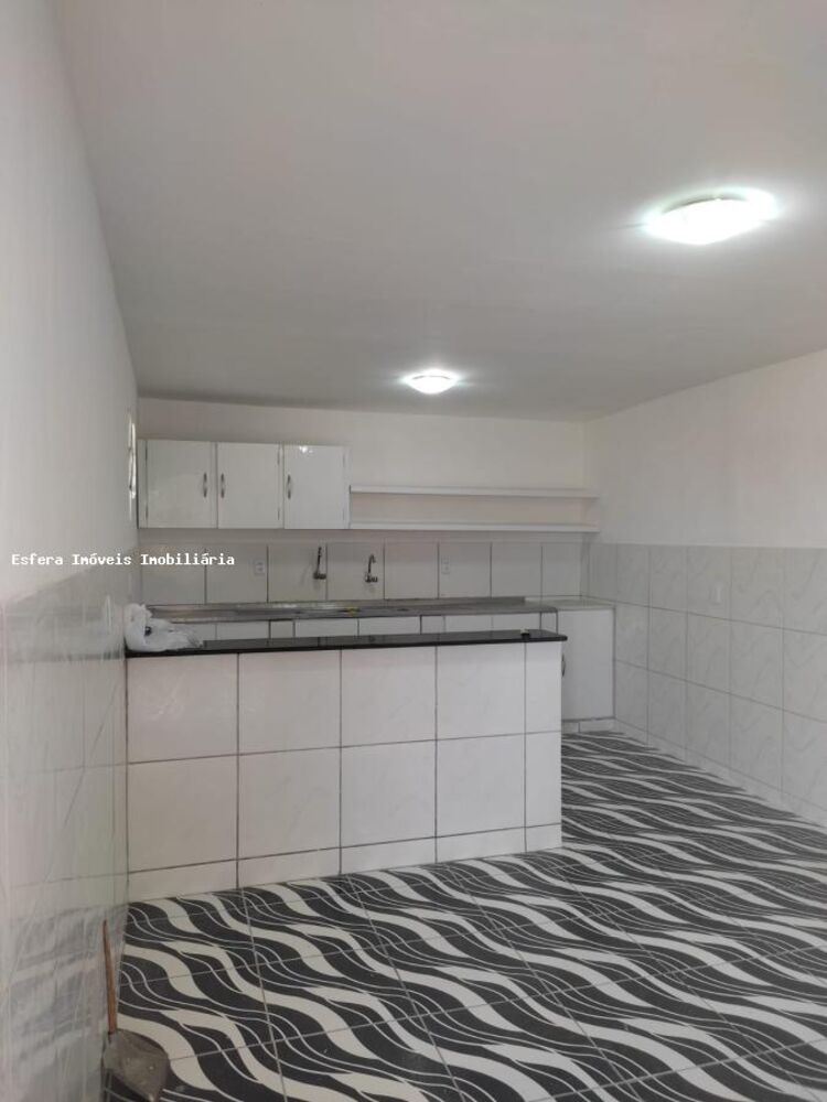 Casa à venda com 2 quartos, 250m² - Foto 1