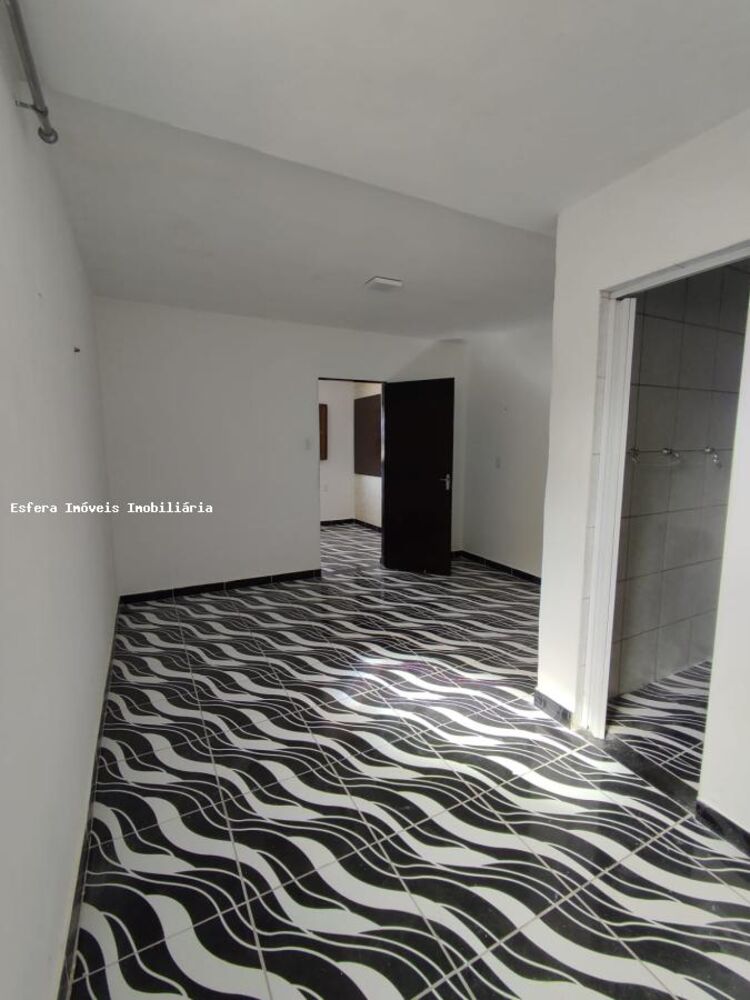 Casa à venda com 2 quartos, 250m² - Foto 4