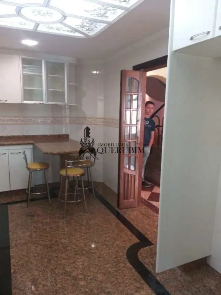 Sobrado, 4 quartos, 330 m² - Foto 2