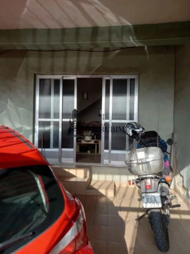 Sobrado, 6 quartos, 229 m² - Foto 4