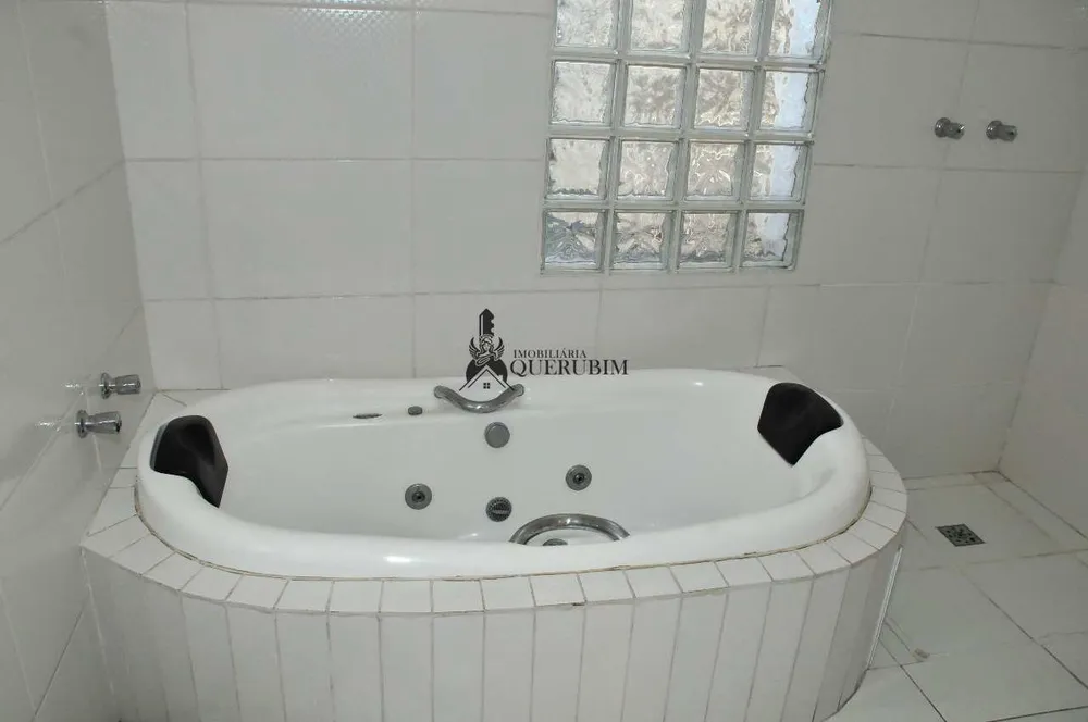 Sobrado, 5 quartos, 550 m² - Foto 1