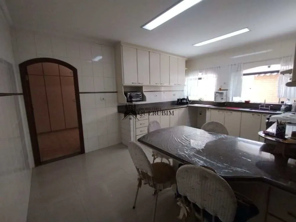 Sobrado, 3 quartos, 300 m² - Foto 1