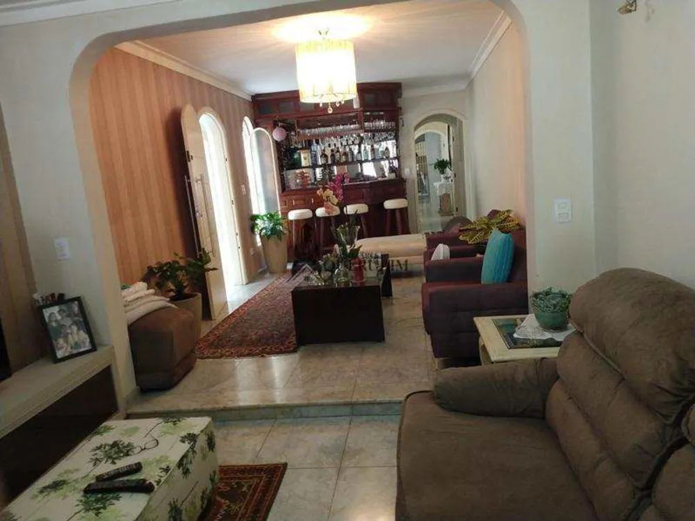 Sobrado, 5 quartos, 300 m² - Foto 1