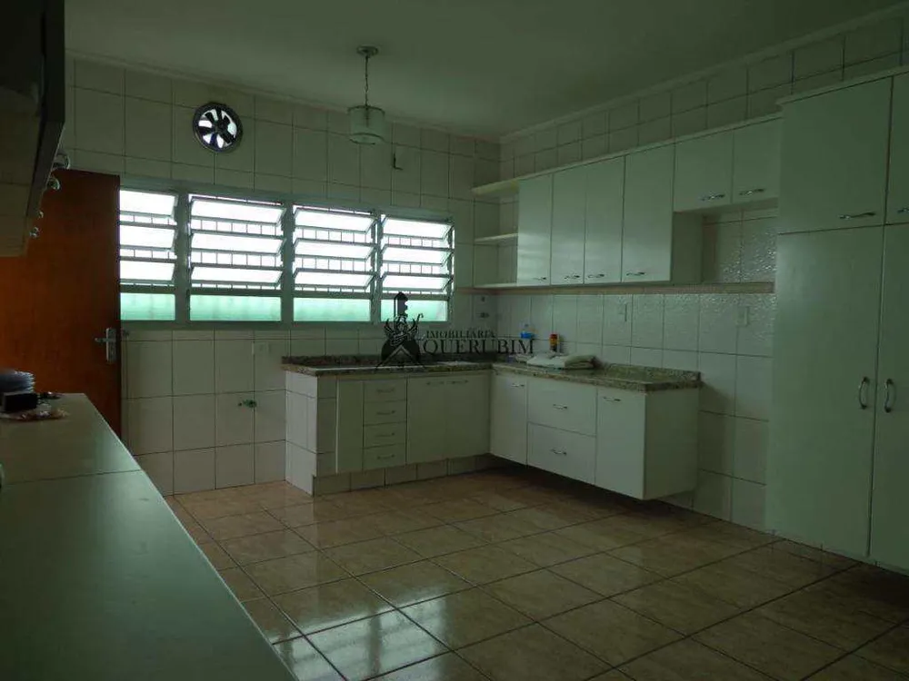 Casa, 4 quartos, 245 m² - Foto 4
