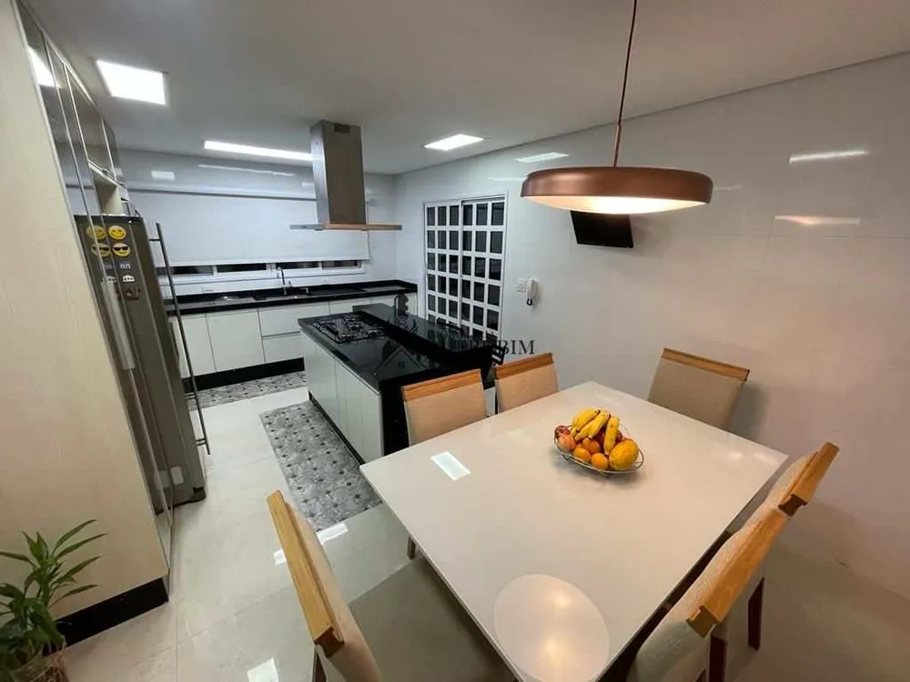 Sobrado, 3 quartos, 190 m² - Foto 1