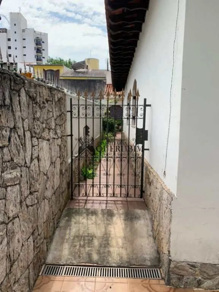 Casa, 3 quartos, 210 m² - Foto 2