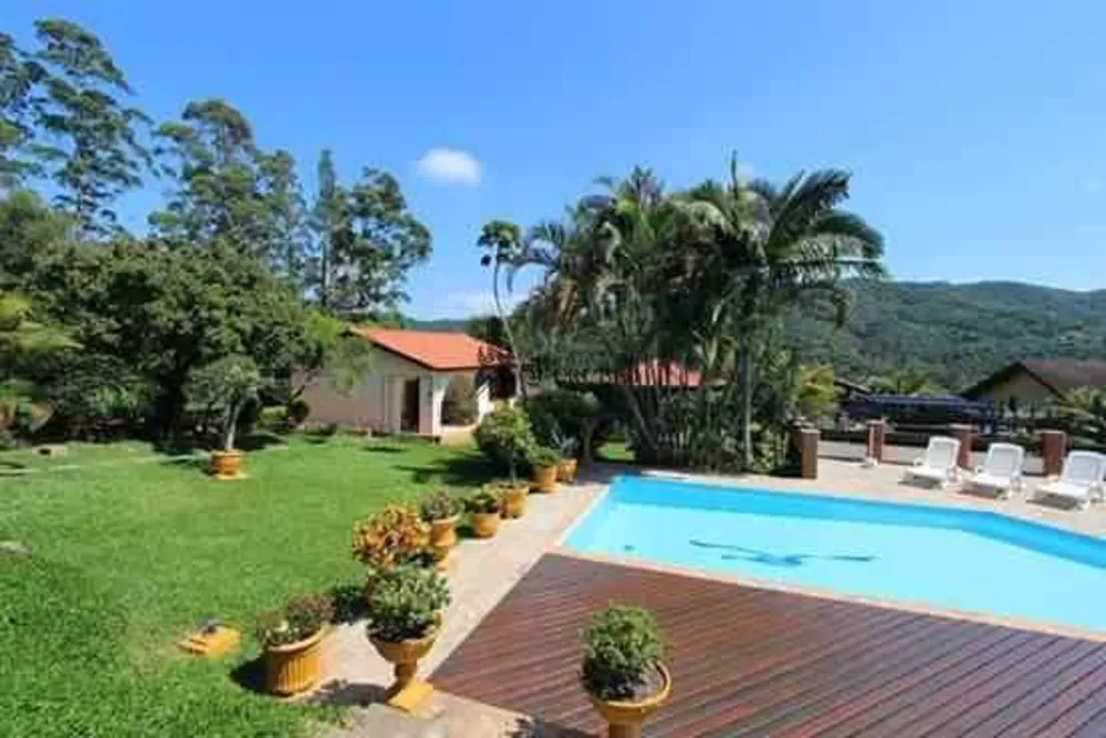 Chácara, 3 quartos, 2693 m² - Foto 6