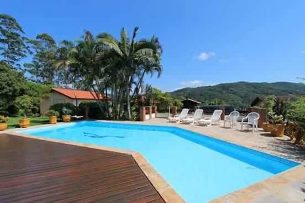 Chácara, 3 quartos, 2693 m² - Foto 3