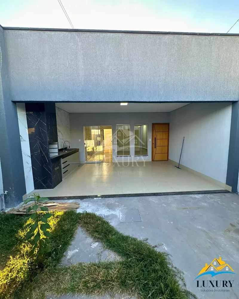 Casa à venda com 3 quartos, 129m² - Foto 2