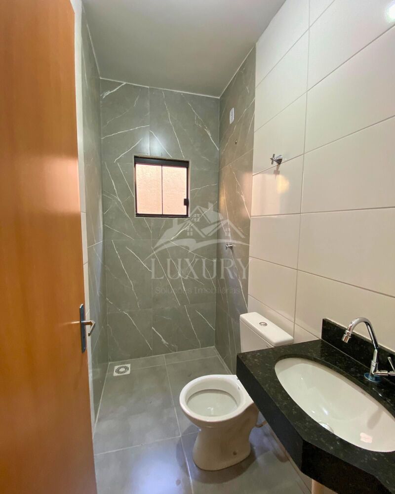 Casa à venda com 3 quartos, 95m² - Foto 2
