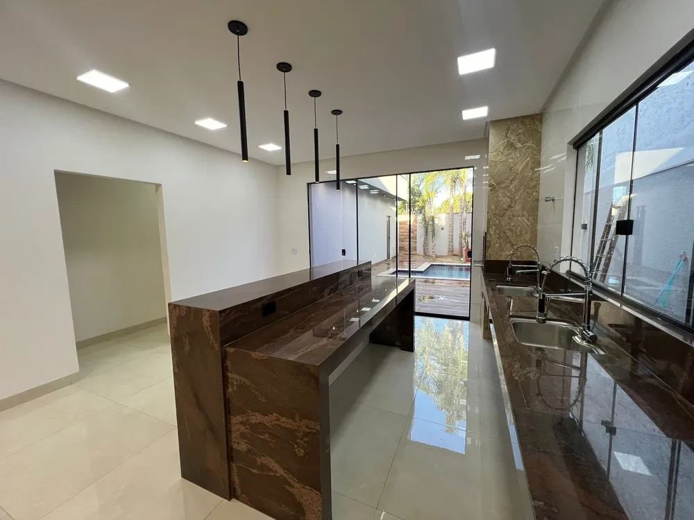 Casa, 3 quartos, 168 m² - Foto 3