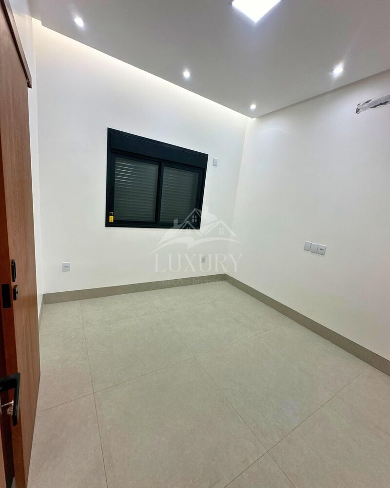 Casa de Condomínio à venda com 4 quartos, 176m² - Foto 4