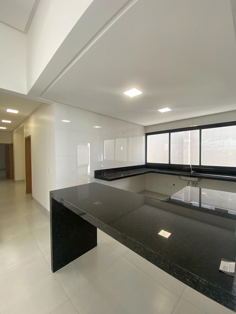 Casa de Condomínio à venda com 3 quartos, 180m² - Foto 3