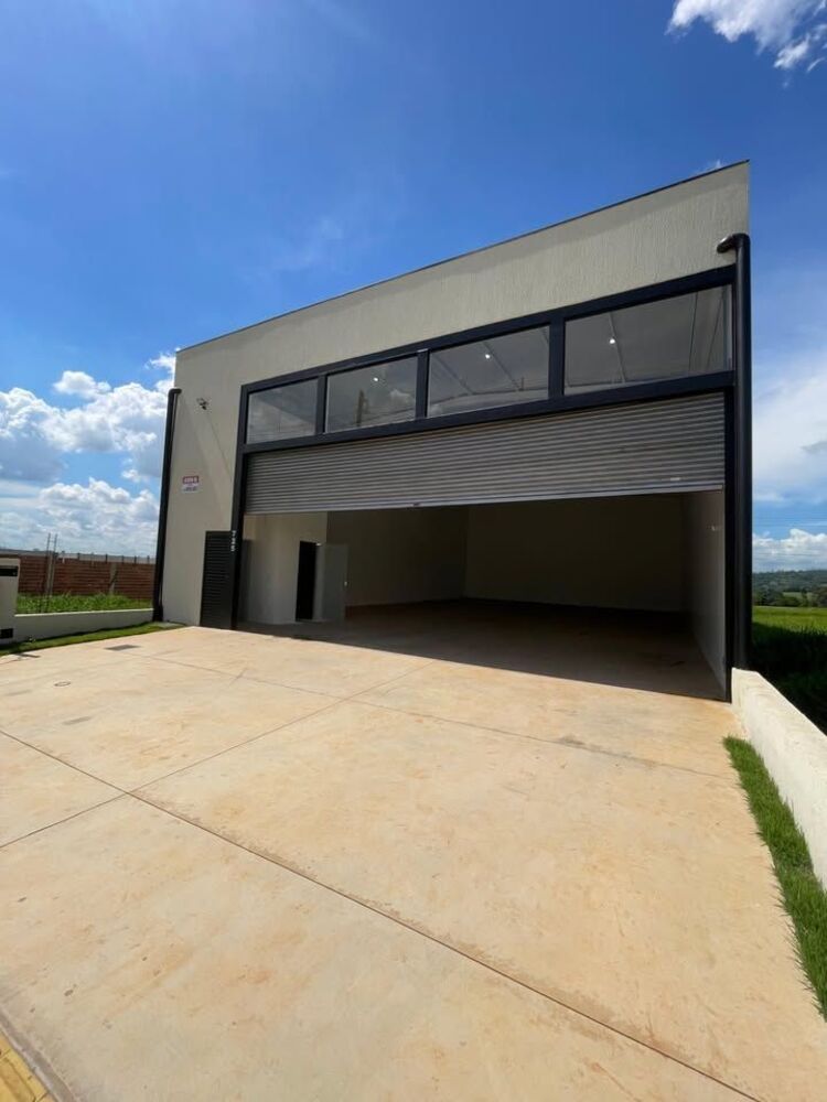 Depósito-Galpão-Armazém para alugar com 1 quarto, 239m² - Foto 1