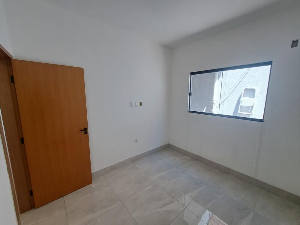 Casa, 3 quartos, 105 m² - Foto 1