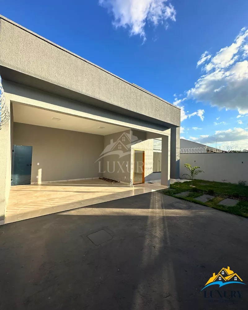 Casa, 3 quartos, 218 m² - Foto 2