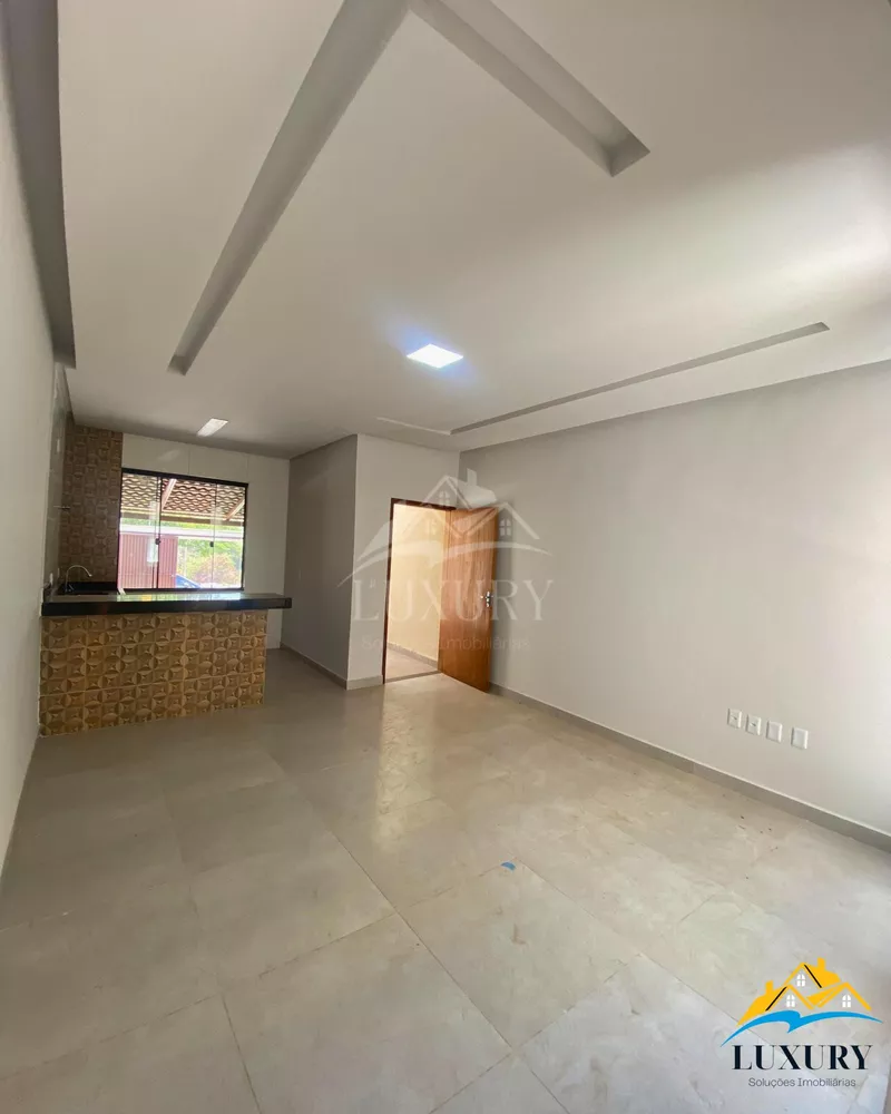 Casa à venda com 2 quartos, 97m² - Foto 4