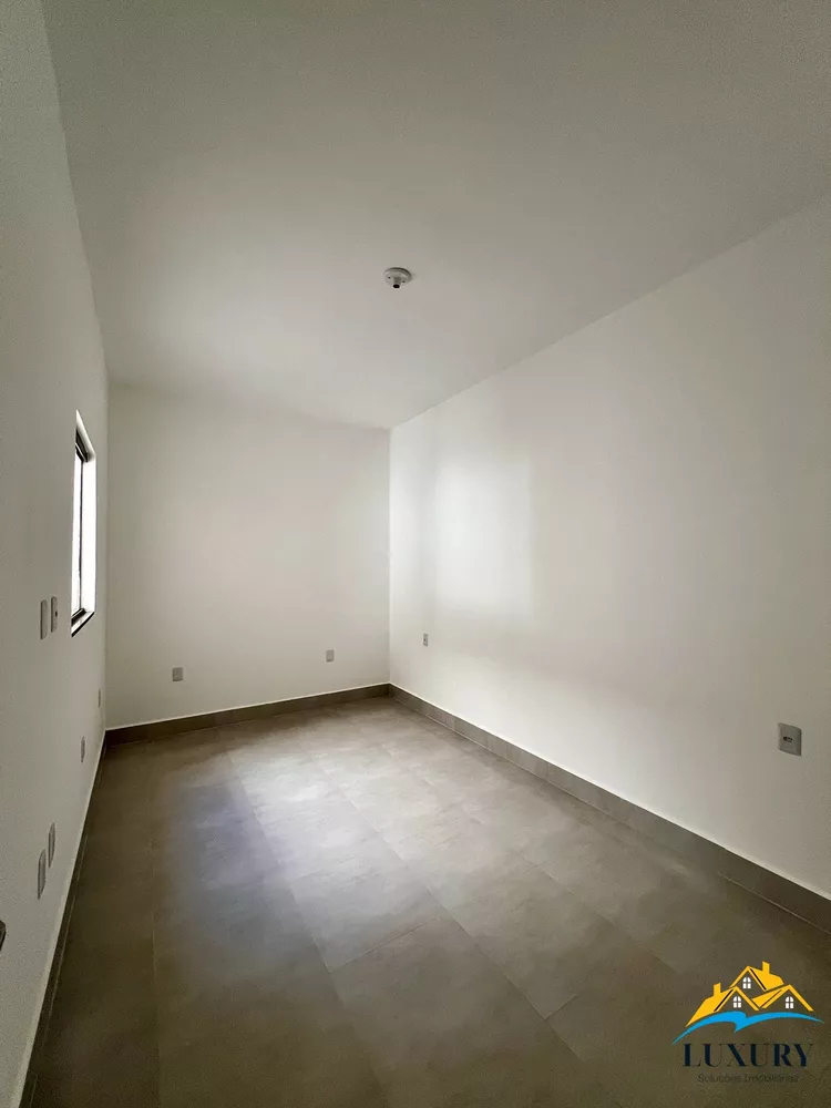 Casa à venda com 2 quartos, 91m² - Foto 9