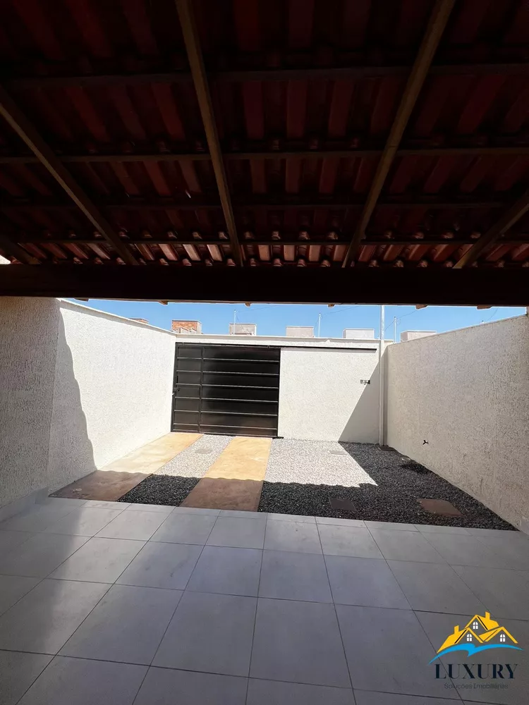 Casa à venda com 2 quartos, 91m² - Foto 1