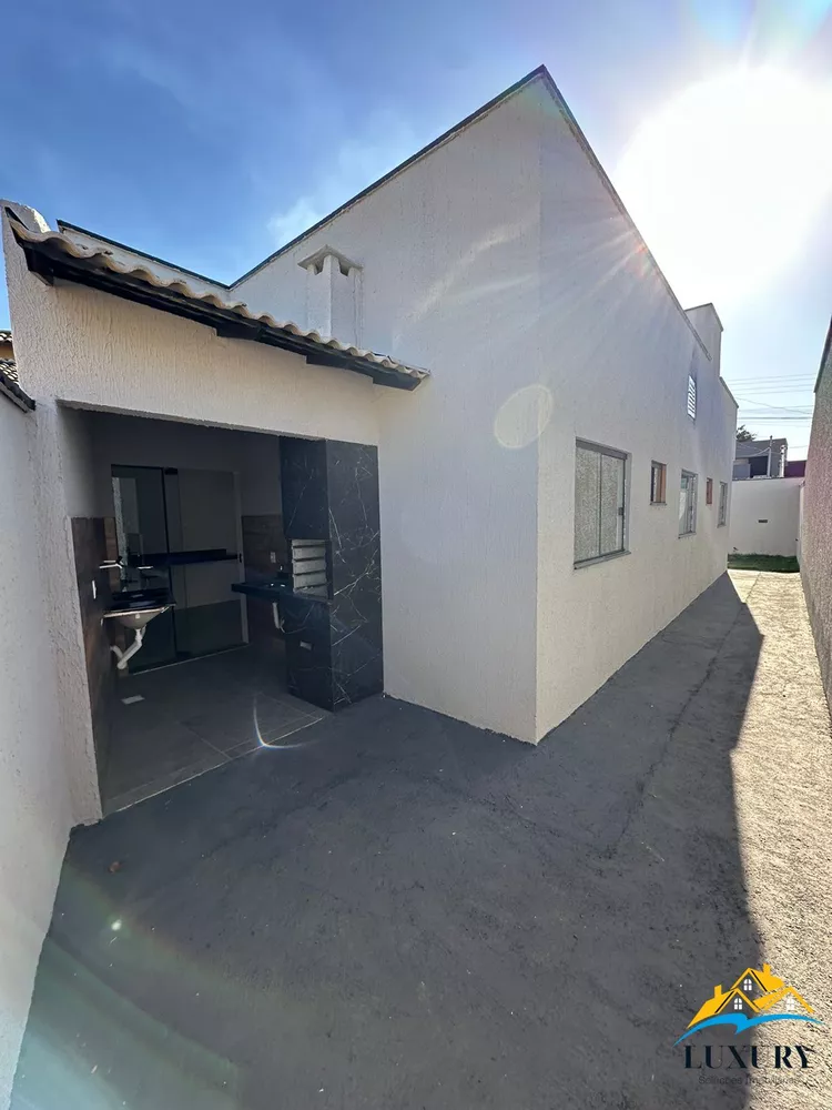 Casa à venda com 3 quartos, 88m² - Foto 12