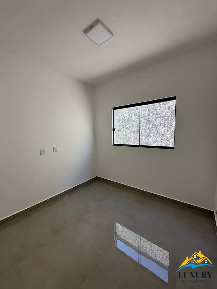 Casa à venda com 3 quartos, 88m² - Foto 6