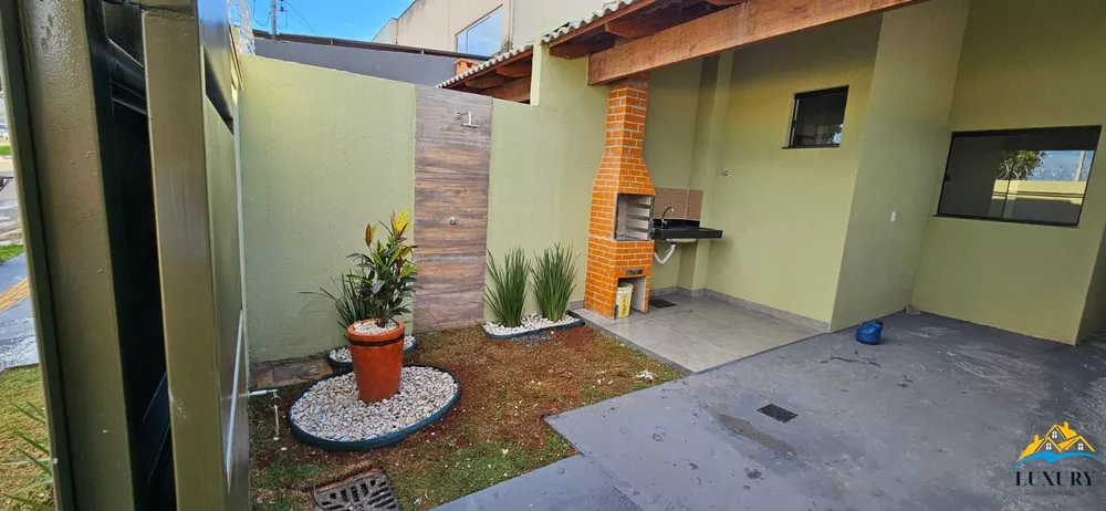 Casa à venda com 3 quartos, 92m² - Foto 2