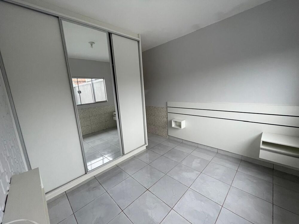 Casa à venda com 2 quartos, 150m² - Foto 6