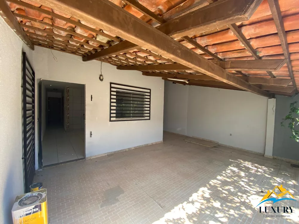 Casa à venda com 2 quartos, 100m² - Foto 3