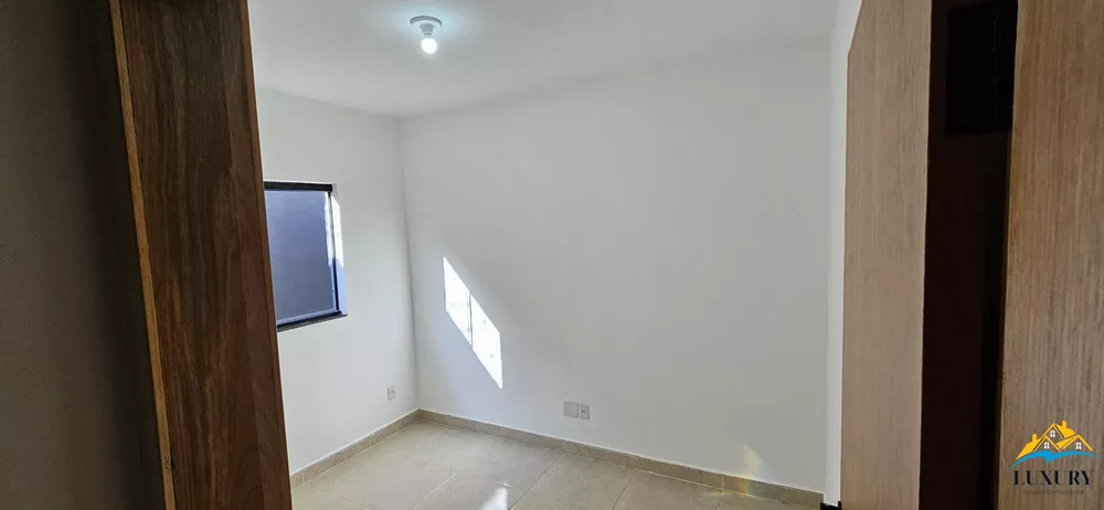 Casa à venda com 3 quartos, 92m² - Foto 8