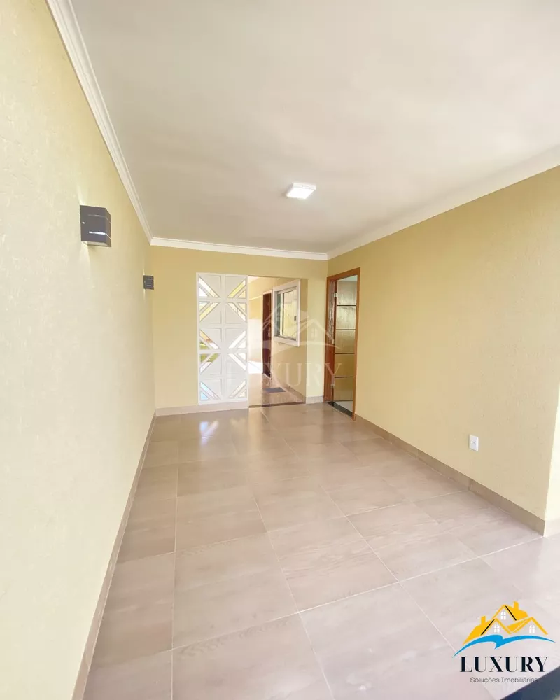 Casa à venda com 3 quartos, 110m² - Foto 4