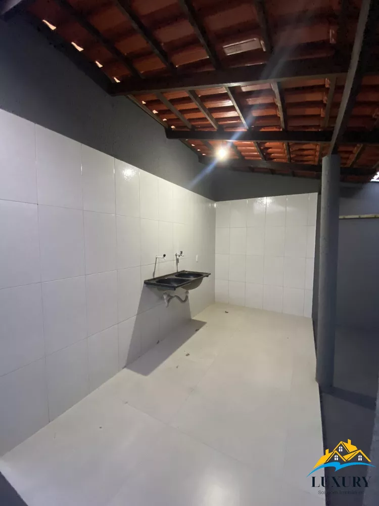 Casa à venda com 2 quartos, 78m² - Foto 11