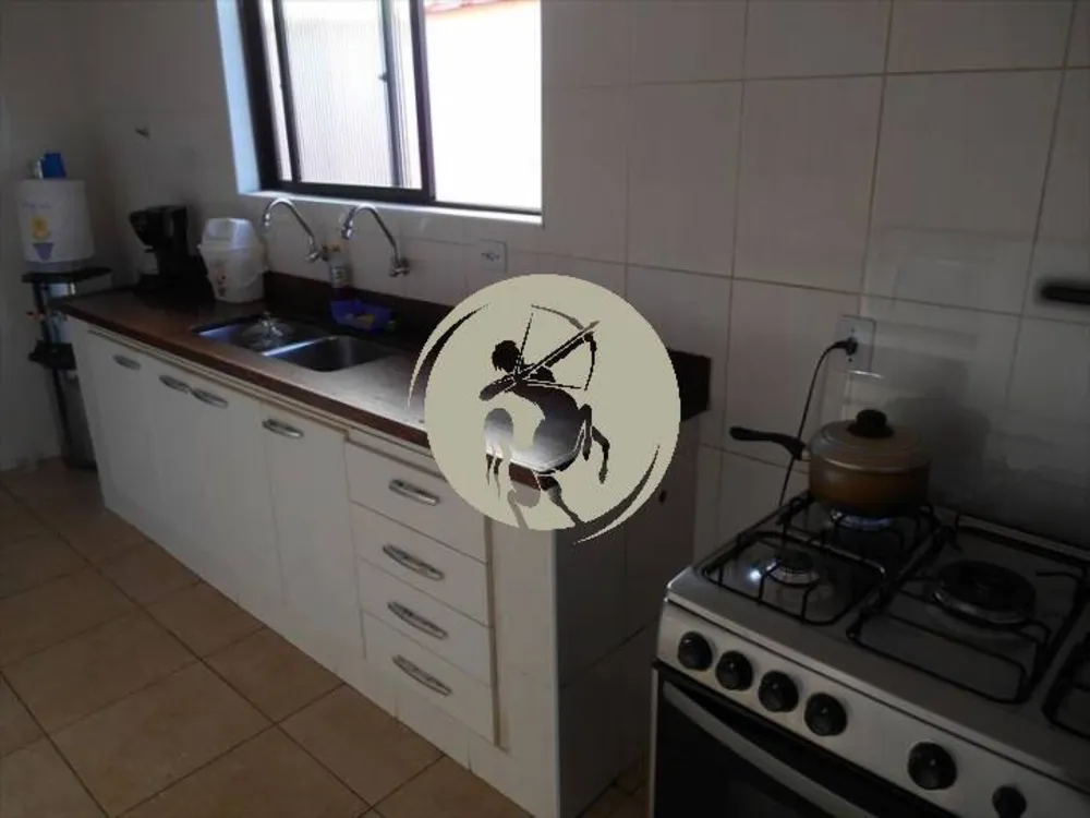 Casa, 7 quartos, 200 m² - Foto 8