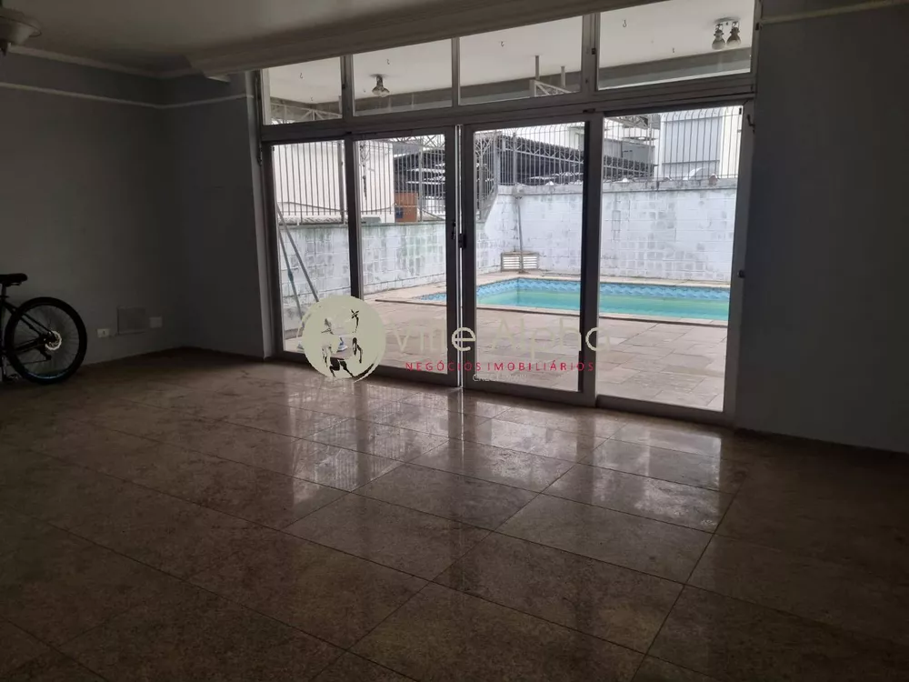 Sobrado à venda com 4 quartos, 250m² - Foto 3