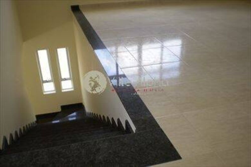 Casa à venda com 4 quartos, 220m² - Foto 4