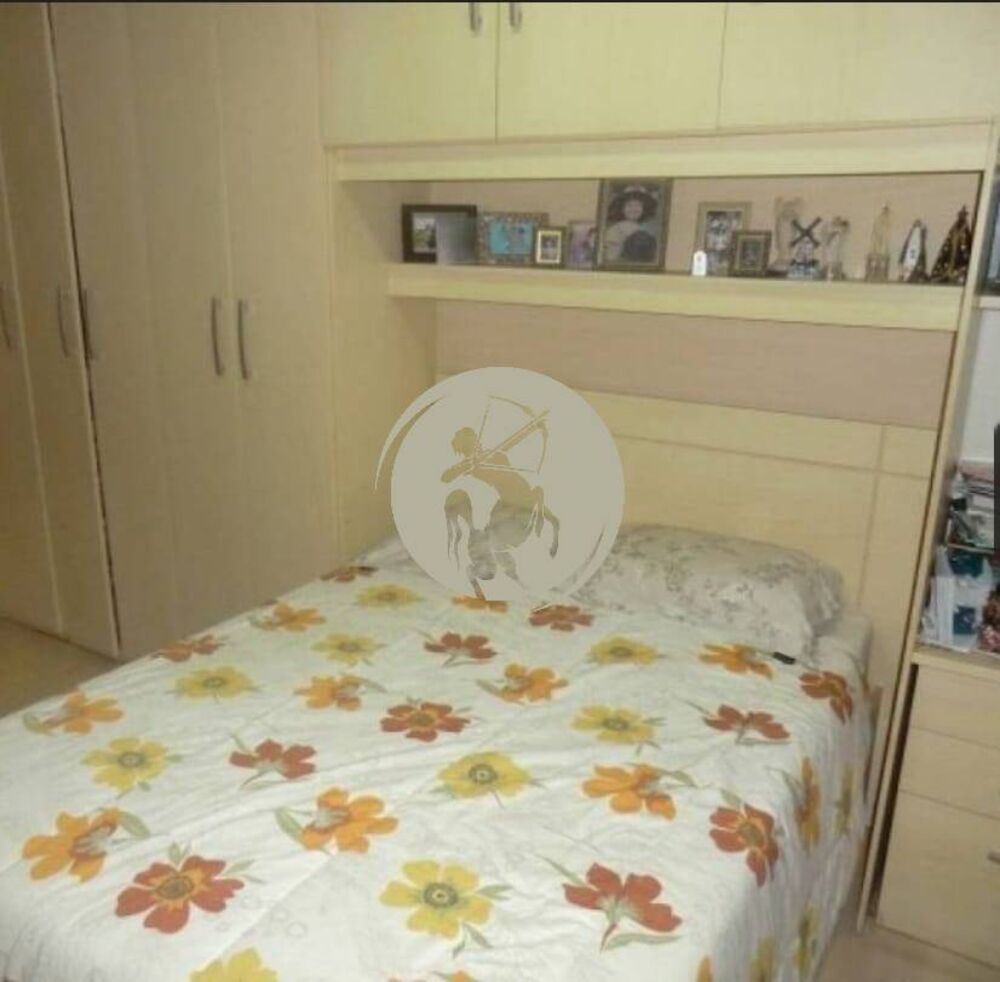 Casa à venda com 3 quartos, 135m² - Foto 2